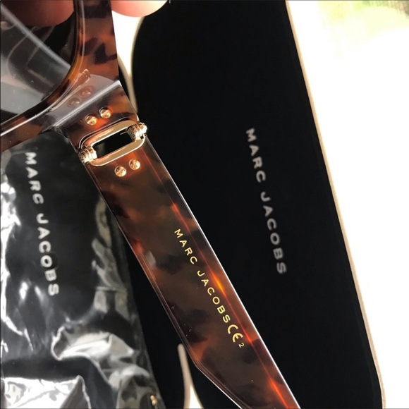 Marc Jacobs Marc 182/S - Picture 4 of 7